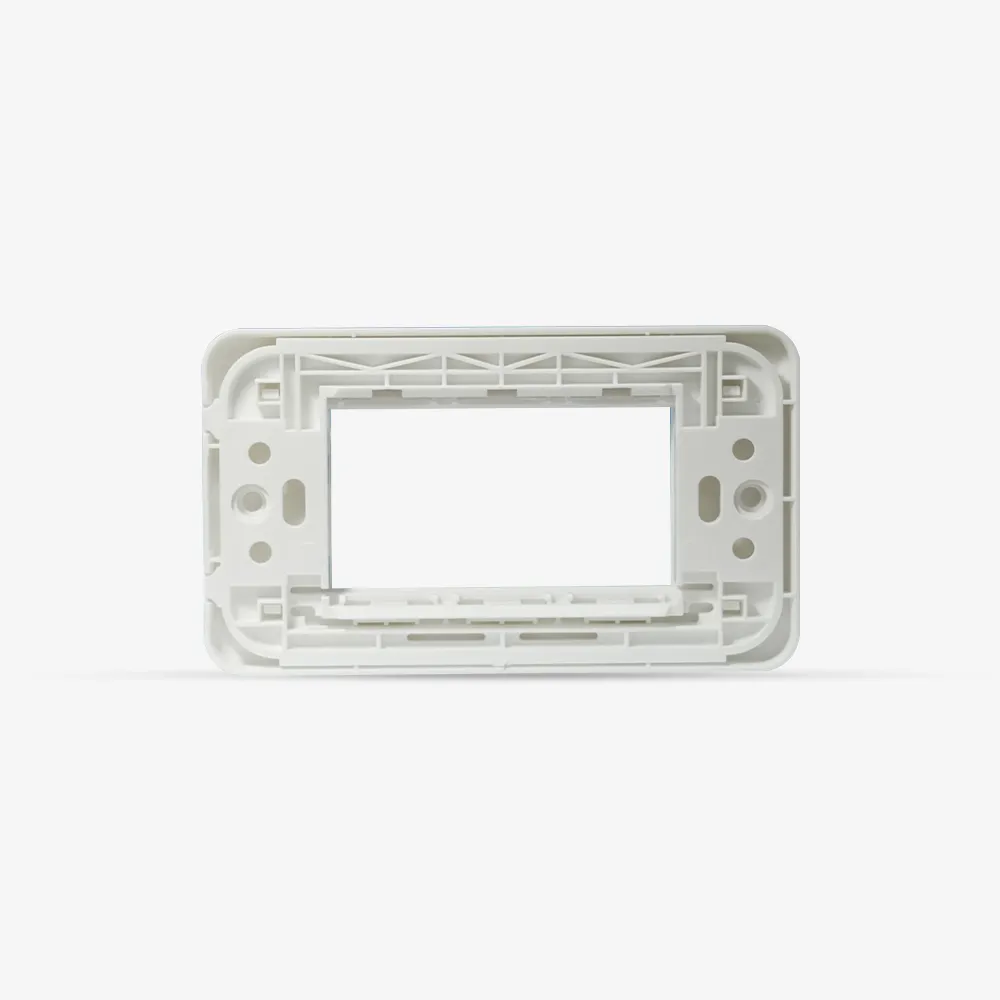 Mặt công tắc ổ cắm âm tường 3 hạt MOC02 70x120x9/3H thumb 3
