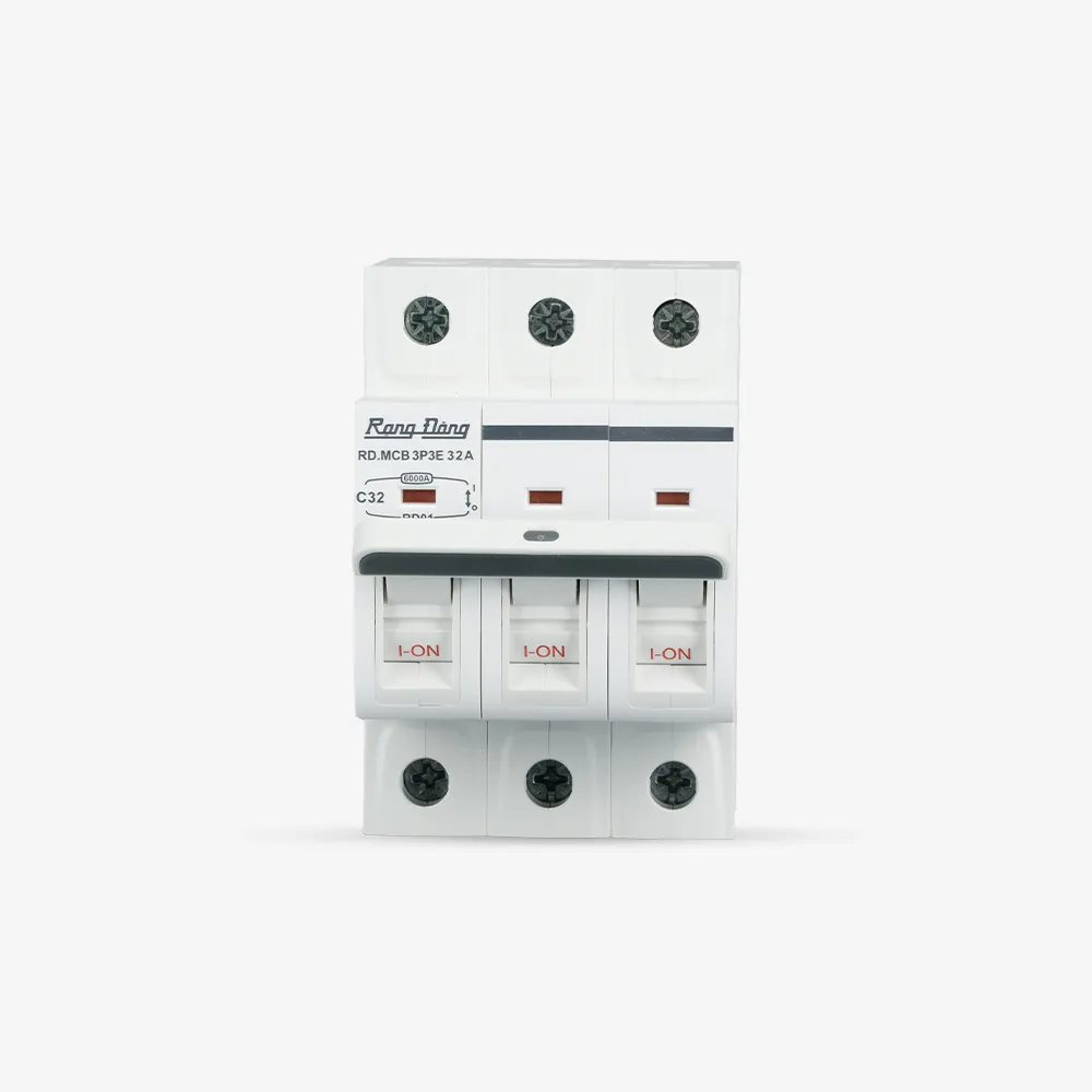 Aptomat ngắn mạch 3 cực 32A